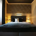 Margareta Garden & 4*