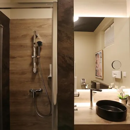 Aparthotel Margareta Garden & Erlau