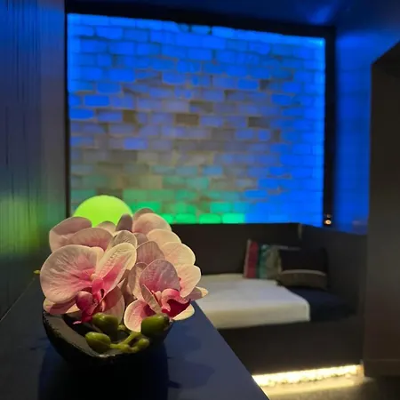 Margareta Garden & 4* אגר