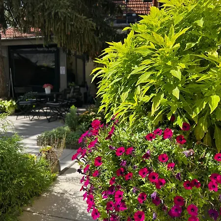 Margareta Garden &